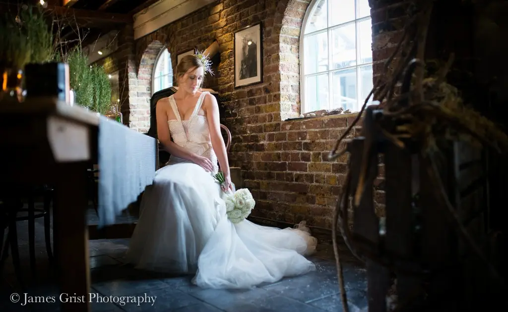 A Warm Rustic Winter Styled Shoot